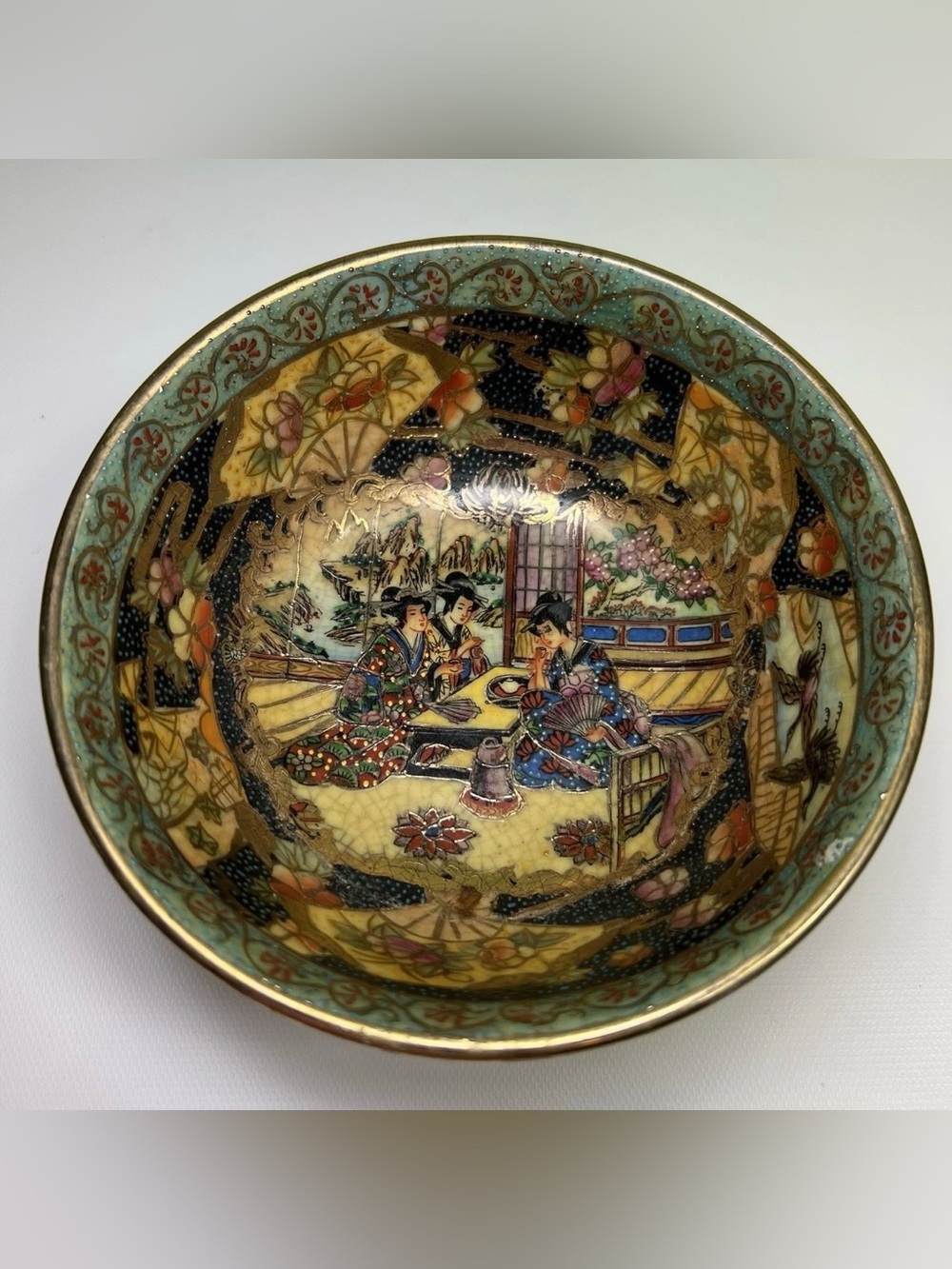Satsuma Antique Japanese Bowl Signed Shuzan People Hand Painted